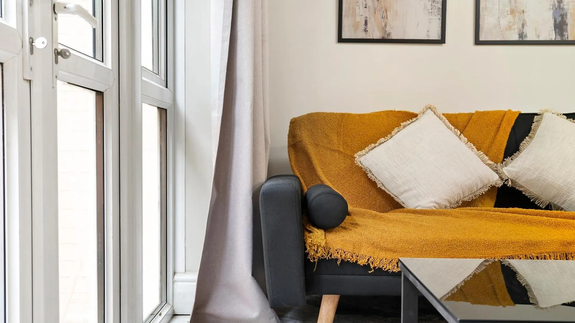 London Greenwich Zone 2 Apartment 5 Beds 2 Bath Free Parking 0*,  United Kingdom