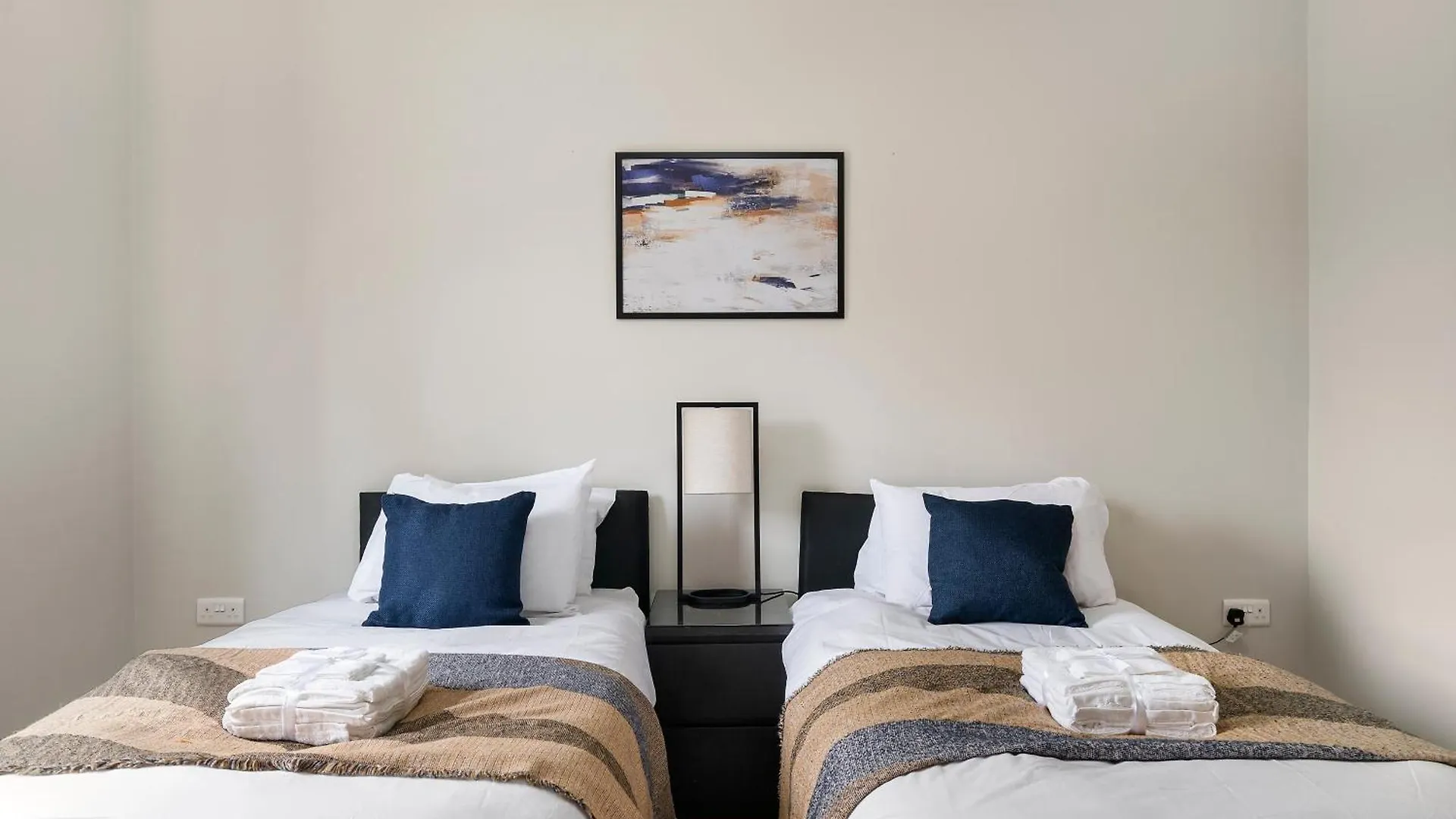 London Greenwich Zone 2 Apartment 5 Beds 2 Bath Free Parking United Kingdom